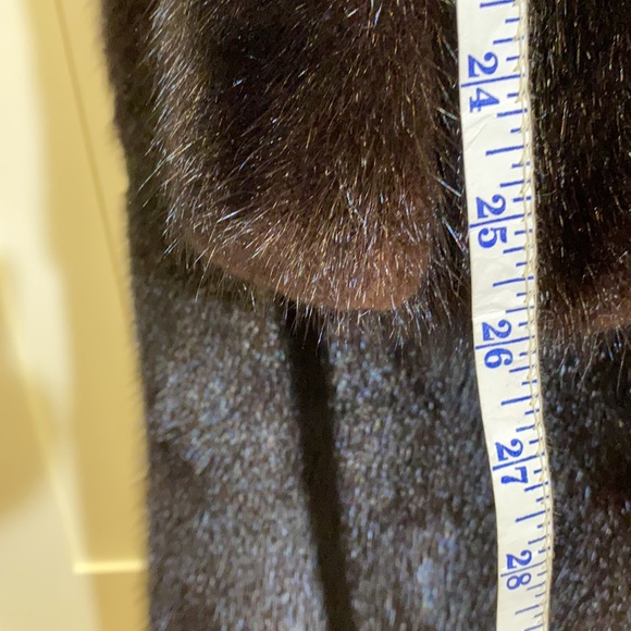 COPY - Vintage mink fur coat- family heirloom. Ladies medium - roughly size 8-1… - Picture 13 of 15